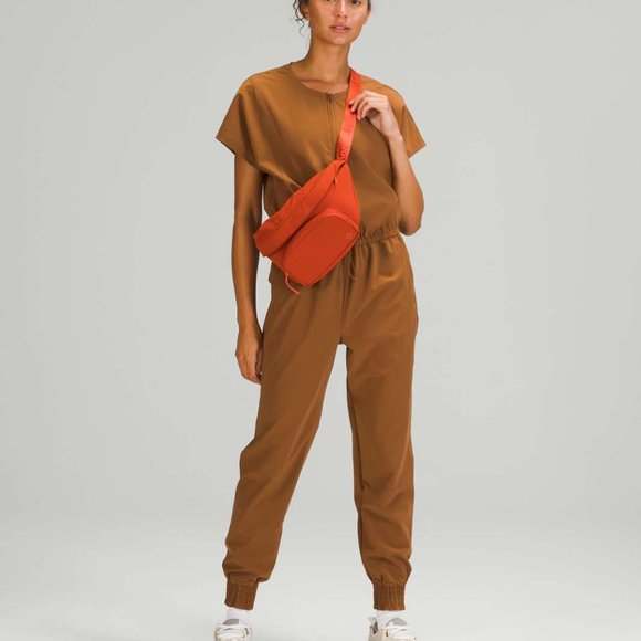 The Rest is Written Belt Bag *3L - Picture 3 of 3